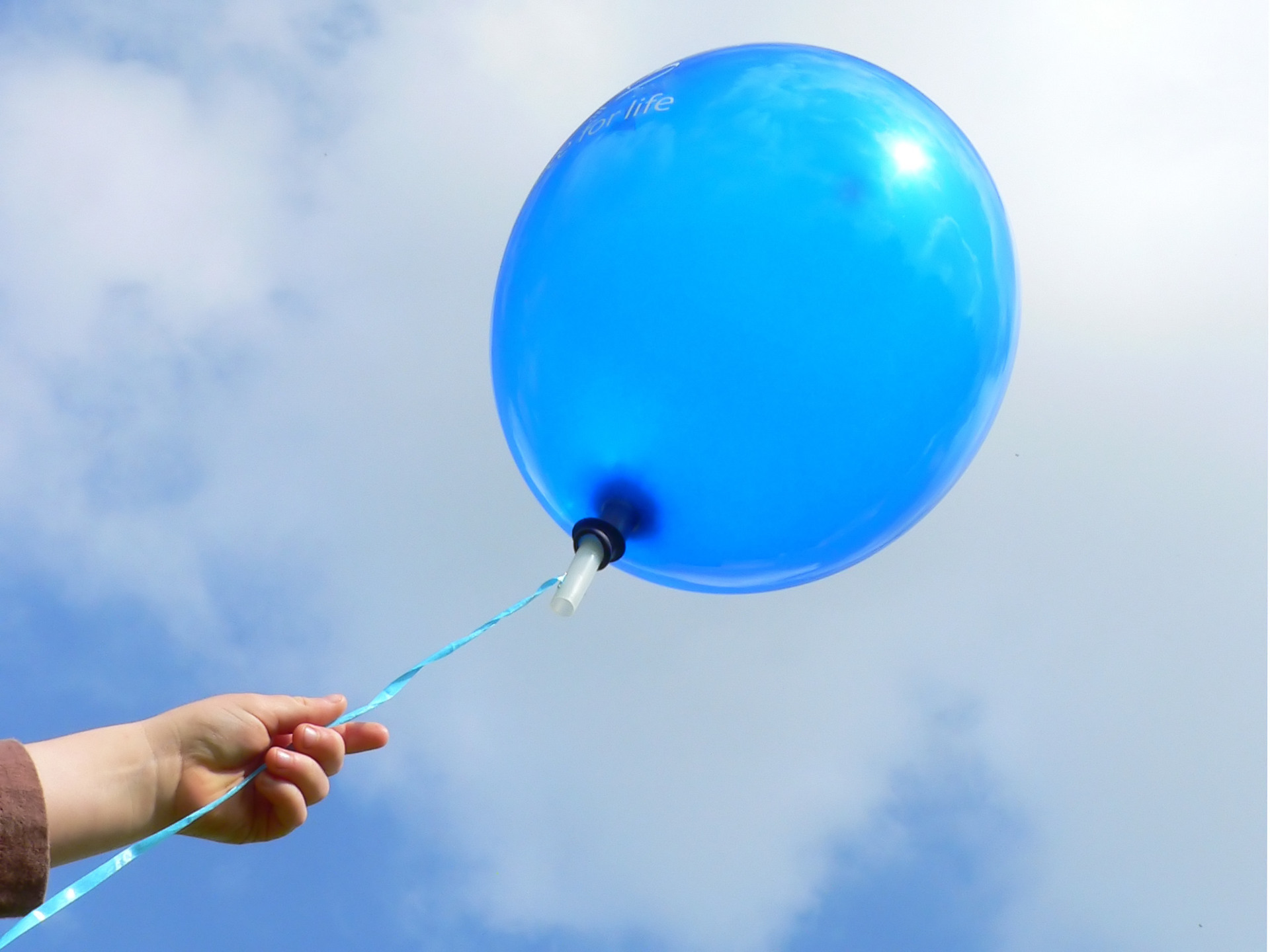 blue-balloon-1193182-1920x1440